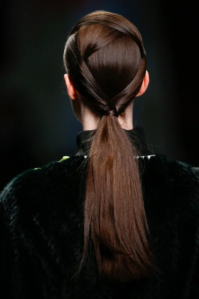 Look 29